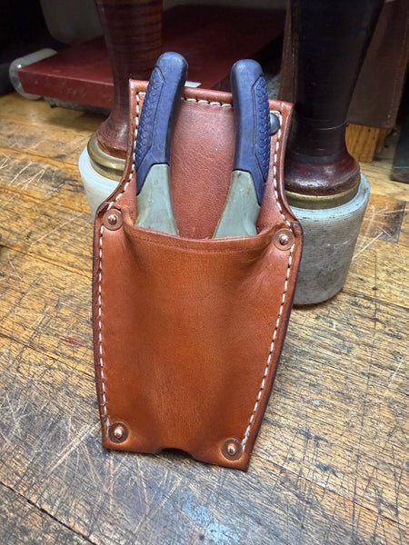 Universal Trauma Shears / Tool Holder